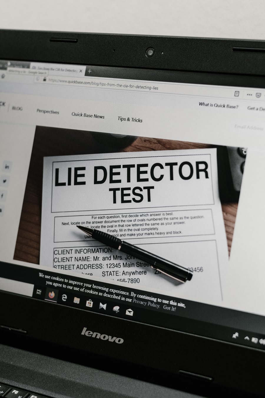 Learning the Skill of Lie Detection