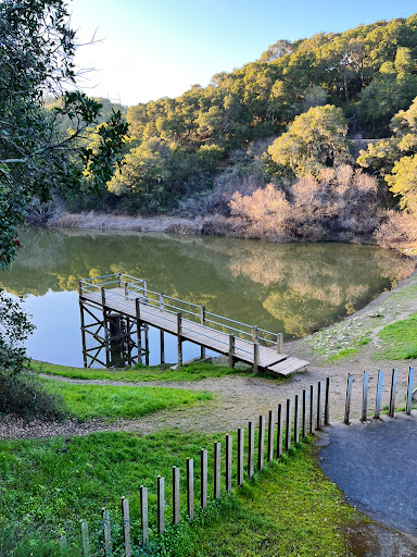 Water Dog Lake Park in Belmont,&nbsp;California